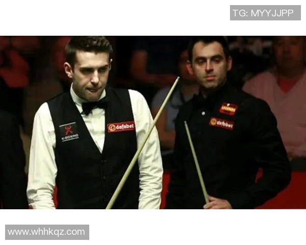 从逆境中崛起的励志足球明星们的奋斗故事与成就分享